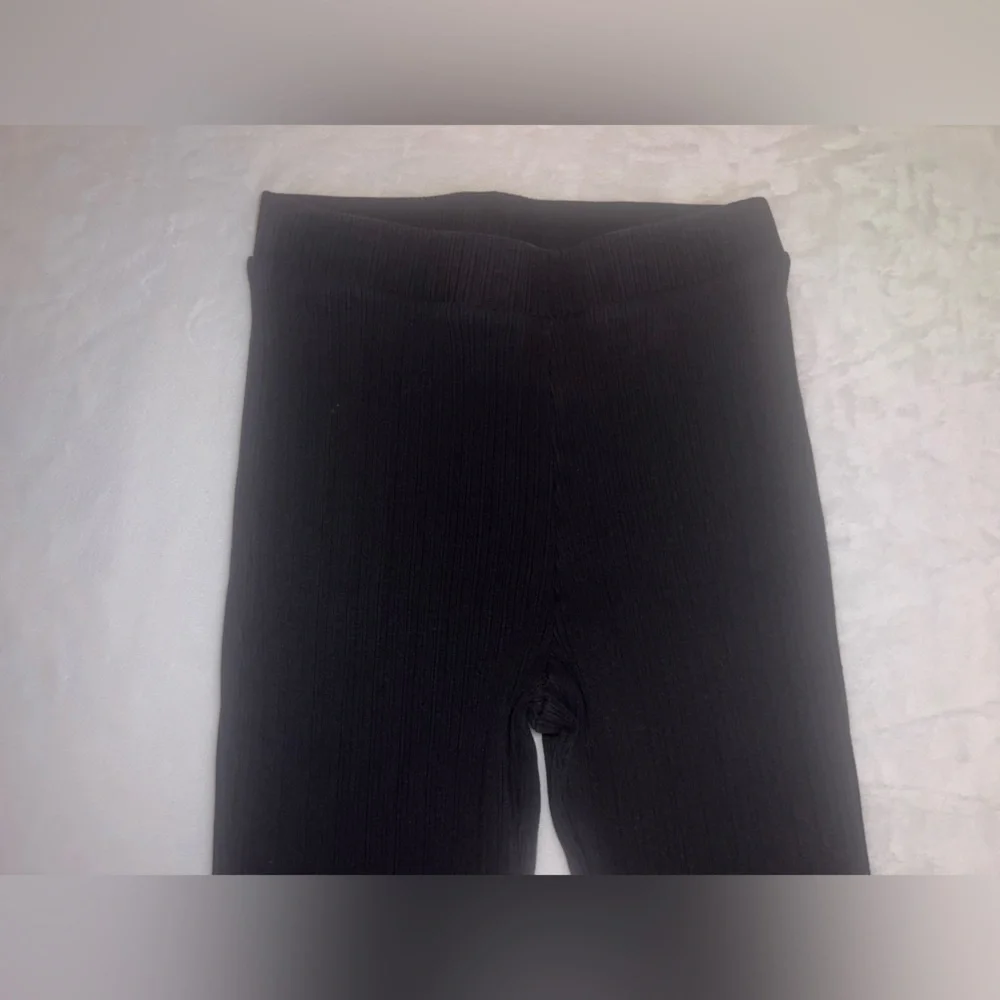 H&M Black Ribbed‎ Pants | EUC